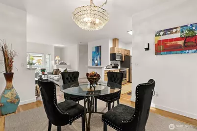 9700 Ravenna Avenue NE #11, Seattle, WA 98115 - Photo 5