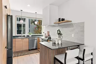 608 18th Ave E, Seattle, WA 98112 - Photo 5
