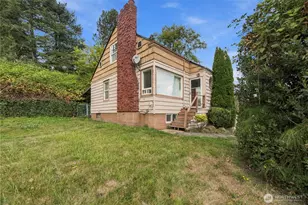 10863 Roseberg Ave S, Seattle, WA 98168 - Photo 25