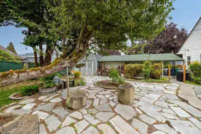 1612 Cleveland Avenue, Mount Vernon, WA 98273 - Photo 5