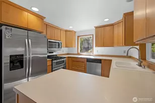 23930 100th Ave W, Edmonds, WA 98020 - Photo 9