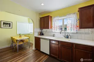210 S Yew St, Centralia, WA 98531 - Photo 7