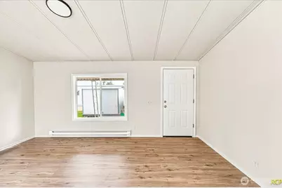 1635 West Side Highway #6, Kelso, WA 98626 - Photo 9