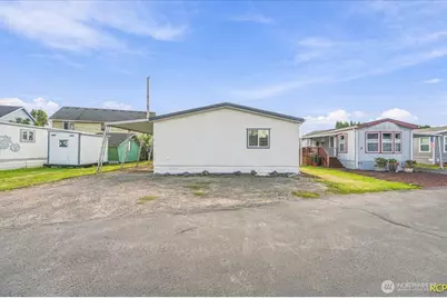 1635 West Side Highway #6, Kelso, WA 98626 - Photo 3