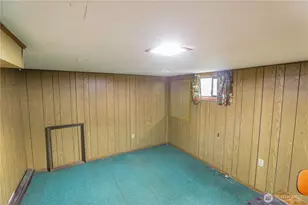748 N 72nd St, Seattle, WA 98103 - Photo 17