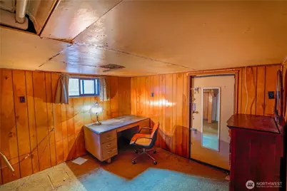 748 N 72nd Street, Seattle, WA 98103 - Photo 15