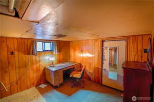 748 N 72nd St, Seattle, WA 98103 - Photo 15