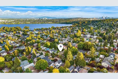 535 N 74th Street, Seattle, WA 98103 - Photo 37