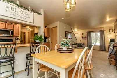 2701 19th Street Pl SW, Puyallup, WA 98373 - Photo 9