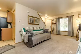 2701 19th St Pl SW, Puyallup, WA 98373 - Photo 5