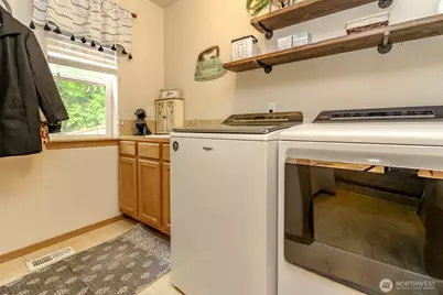 2701 19th Street Pl SW, Puyallup, WA 98373 - Photo 17