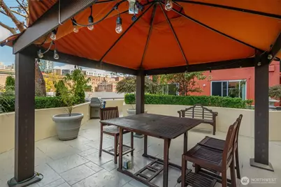 668 S Lane Street #704, Seattle, WA 98104 - Photo 23