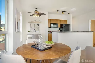 668 S Lane Street #704, Seattle, WA 98104 - Photo 9