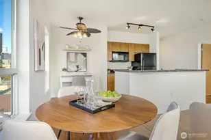 668 S Lane St, Seattle, WA 98104 - Photo 9