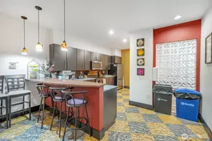 668 S Lane St, Seattle, WA 98104 - Photo 33