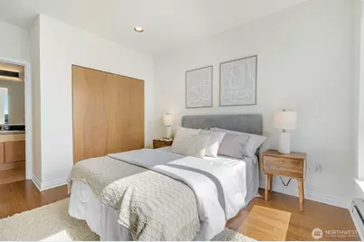 668 S Lane Street #704, Seattle, WA 98104 - Photo 3
