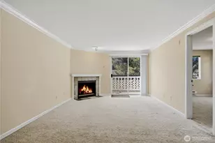 1003 156th Ave NE, Bellevue, WA 98007 - Photo 3