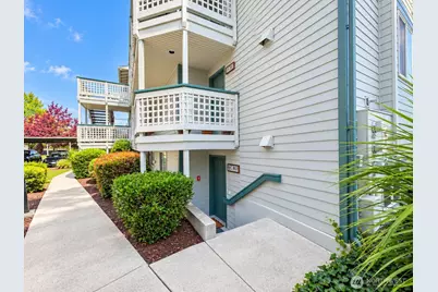 485 SW Bayshore Drive #C102, Oak Harbor, WA 98277 - Photo 7