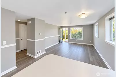 485 SW Bayshore Drive #C102, Oak Harbor, WA 98277 - Photo 29