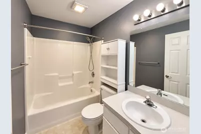 485 SW Bayshore Drive #C102, Oak Harbor, WA 98277 - Photo 13