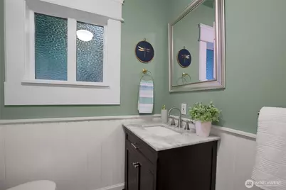 2106 Fairmount Avenue SW, Seattle, WA 98126 - Photo 25