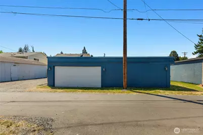 2205 Columbia Ave, Everett, WA 98203 - Photo 21