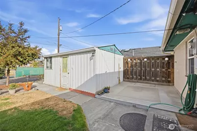 1442 W Lee Street, Moses Lake, WA 98837 - Photo 13