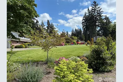 12406 SE 47th Street, Bellevue, WA 98006 - Photo 29