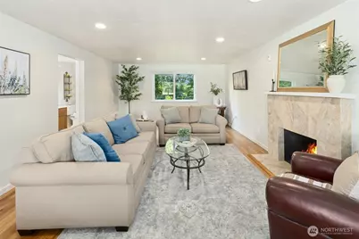 12406 SE 47th Street, Bellevue, WA 98006 - Photo 3