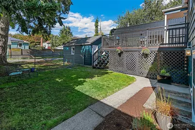 6657 Ellis Avenue S, Seattle, WA 98108 - Photo 23