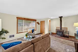 210 N St SE, Tumwater, WA 98501 - Photo 7