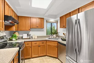 217 Alder St, Edmonds, WA 98020 - Photo 11