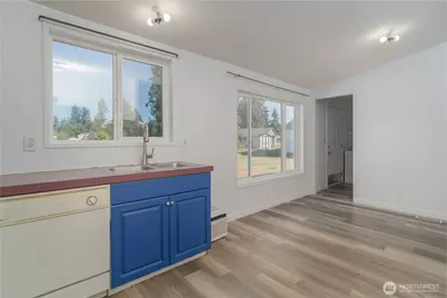 17202 Camus Run Lane SW, Rochester, WA 98579 - Photo 11