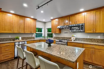 423 170th Place SE, Bothell, WA 98012 - Photo 13