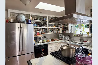 8629 16th Avenue SW, Seattle, WA 98106 - Photo 3