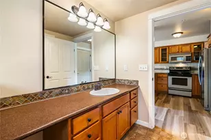 690 32nd St, Bellingham, WA 98225 - Photo 9