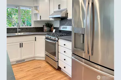 411 10th Avenue, Kirkland, WA 98033 - Photo 5