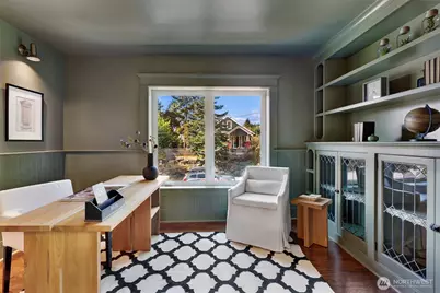 4106 Burke Avenue N, Seattle, WA 98103 - Photo 5