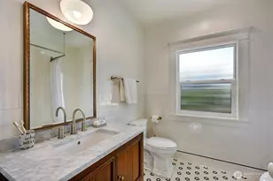 4106 Burke Ave N, Seattle, WA 98103 - Photo 27