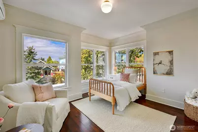 4106 Burke Avenue N, Seattle, WA 98103 - Photo 25
