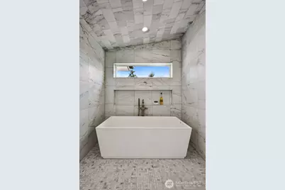 4106 Burke Avenue N, Seattle, WA 98103 - Photo 21