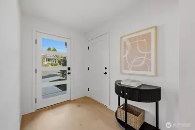306 Daley Street, Edmonds, WA 98020 - Photo 3