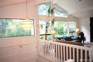 18016 S Tapps Dr E, Lake Tapps, WA 98391 - Photo 5