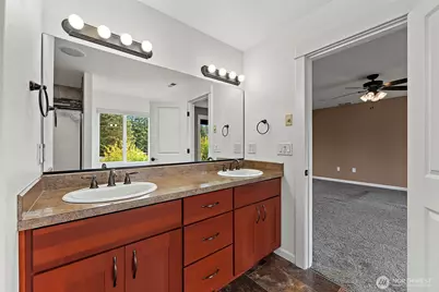 11407 135th Street E, Puyallup, WA 98374 - Photo 19