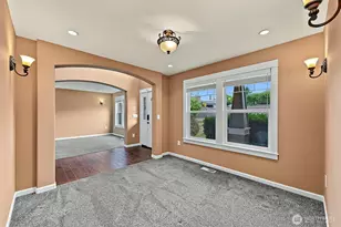 11407 135th St E, Puyallup, WA 98374 - Photo 5