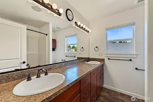 11407 135th St E, Puyallup, WA 98374 - Photo 25