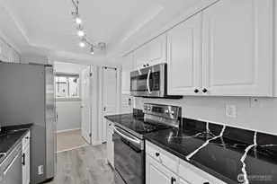 10014 NE 122nd St, Kirkland, WA 98034 - Photo 5