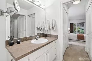 215 20th Ave E, Seattle, WA 98112 - Photo 23
