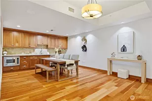 10620 NE 9th Pl, Bellevue, WA 98004 - Photo 7