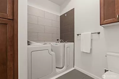 5003 Main Street #104, Tacoma, WA 98407 - Photo 25